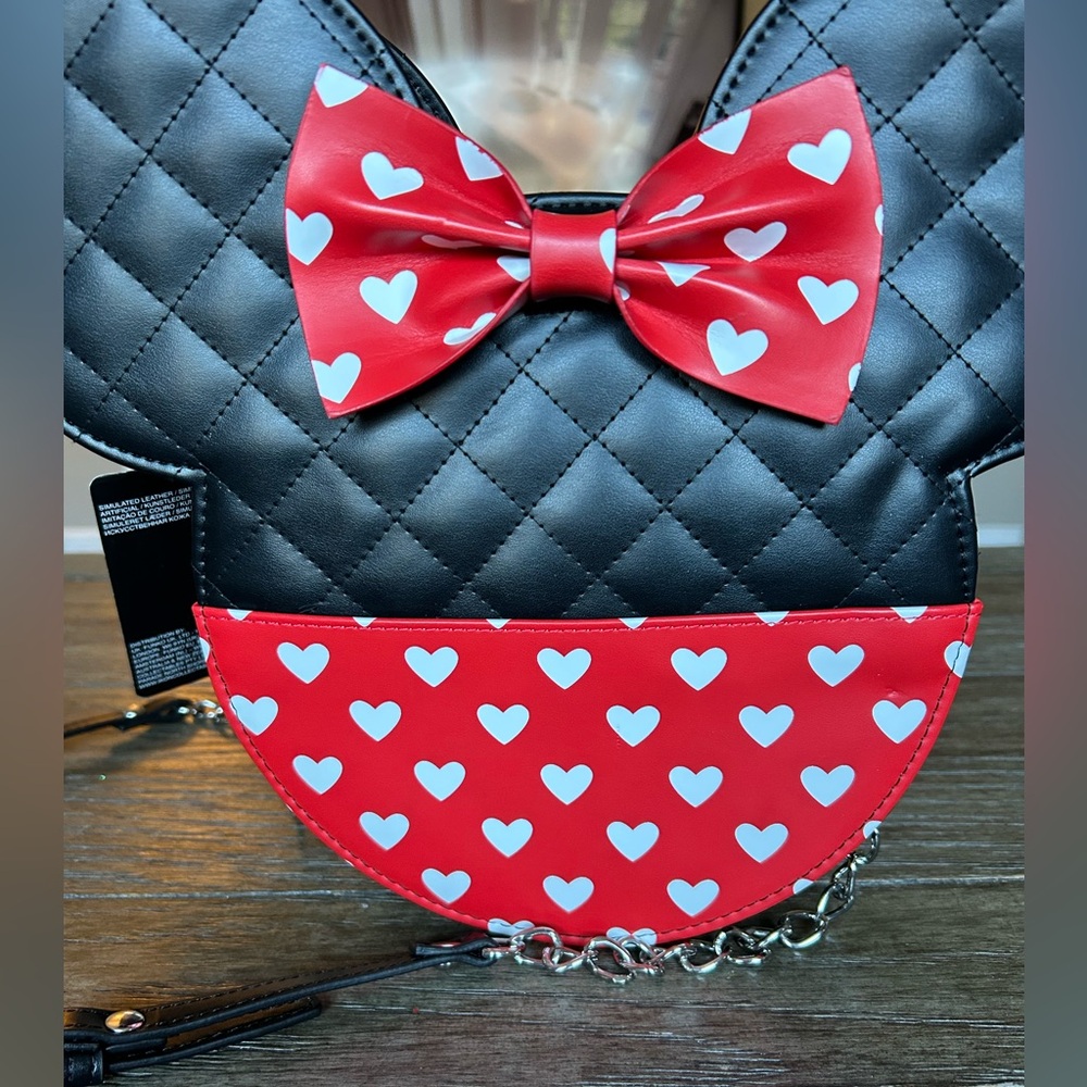 NWT Disney Loungefly Mickey and Minnie Mouse Cross Body Bag - Picture 2 of 6
